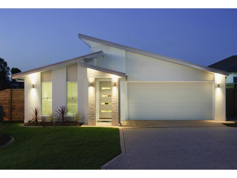 14 Little Tree Lane, IVADALE LAKES, Little Mountain QLD 4551