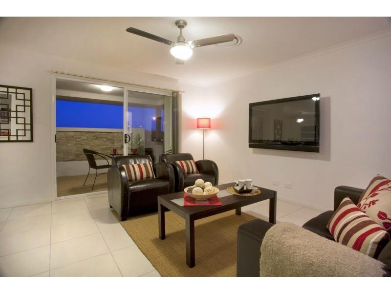 14 Little Tree Lane, IVADALE LAKES, Little Mountain QLD 4551