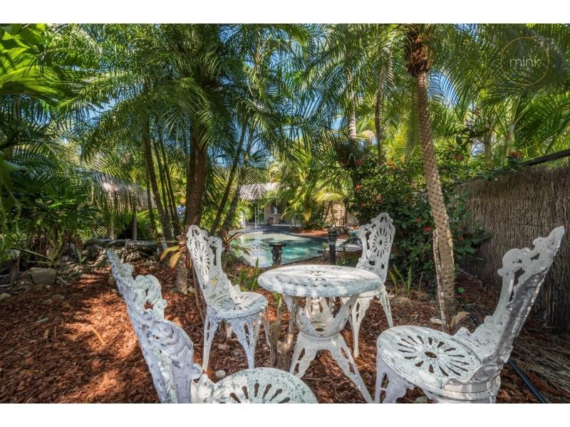 31 CANDLEWOOD Close, Mooloolaba QLD 4557