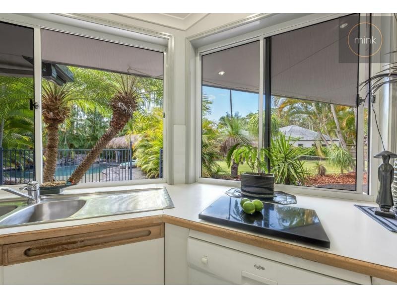 31 CANDLEWOOD Close, Mooloolaba QLD 4557