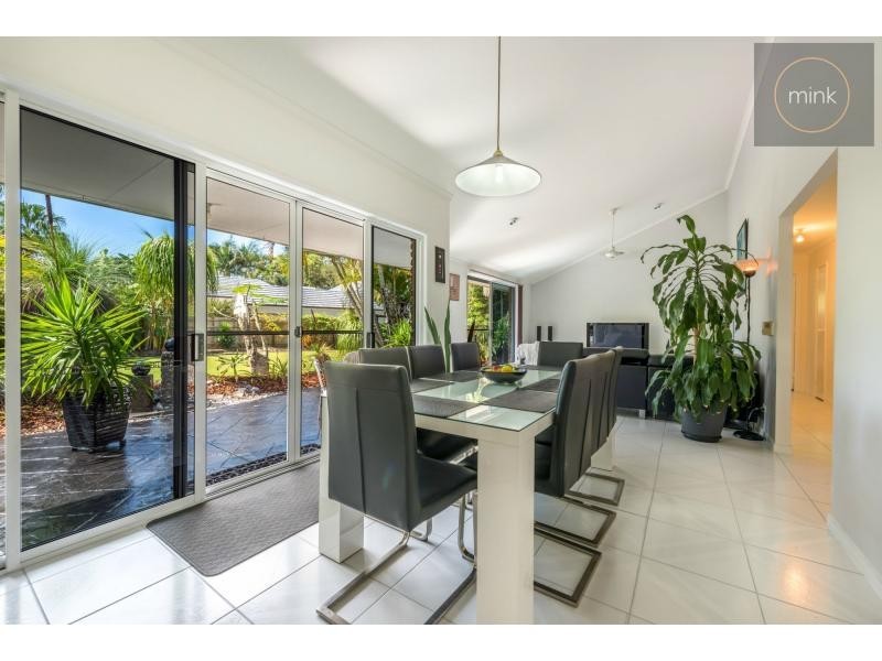 31 CANDLEWOOD Close, Mooloolaba QLD 4557