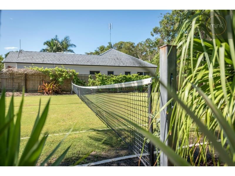 31 CANDLEWOOD Close, Mooloolaba QLD 4557