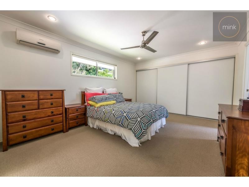37 MYRTLE Place, Brightwater, Mountain Creek QLD 4557