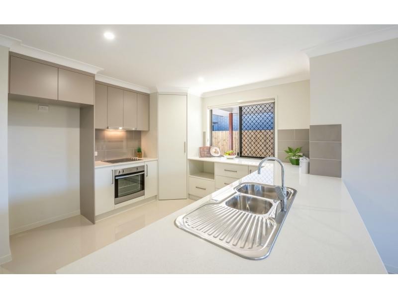 5 Topaz Drive, BELLS REACH, Caloundra West QLD 4551