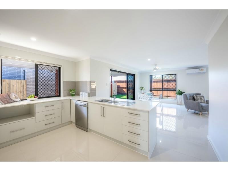 5 Topaz Drive, BELLS REACH, Caloundra West QLD 4551