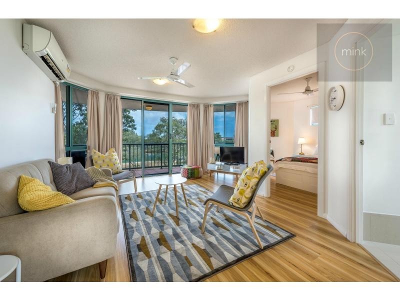 14/104 River Esplanade, Mooloolaba QLD 4557