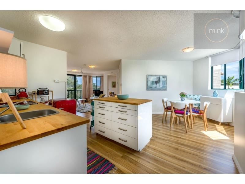 14/104 River Esplanade, Mooloolaba QLD 4557