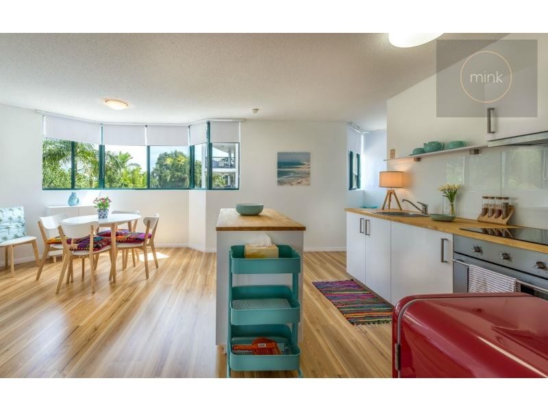 14/104 River Esplanade, Mooloolaba QLD 4557