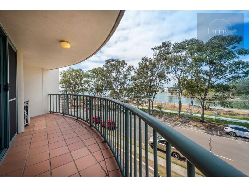 14/104 River Esplanade, Mooloolaba QLD 4557