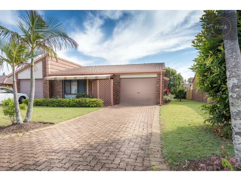 113/8 MELODY Court, Warana QLD 4575