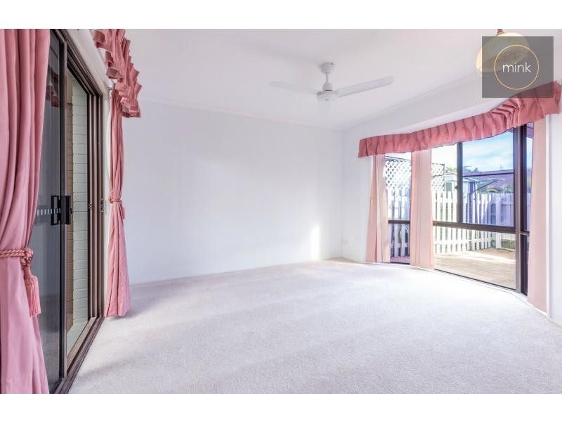 113/8 MELODY Court, Warana QLD 4575