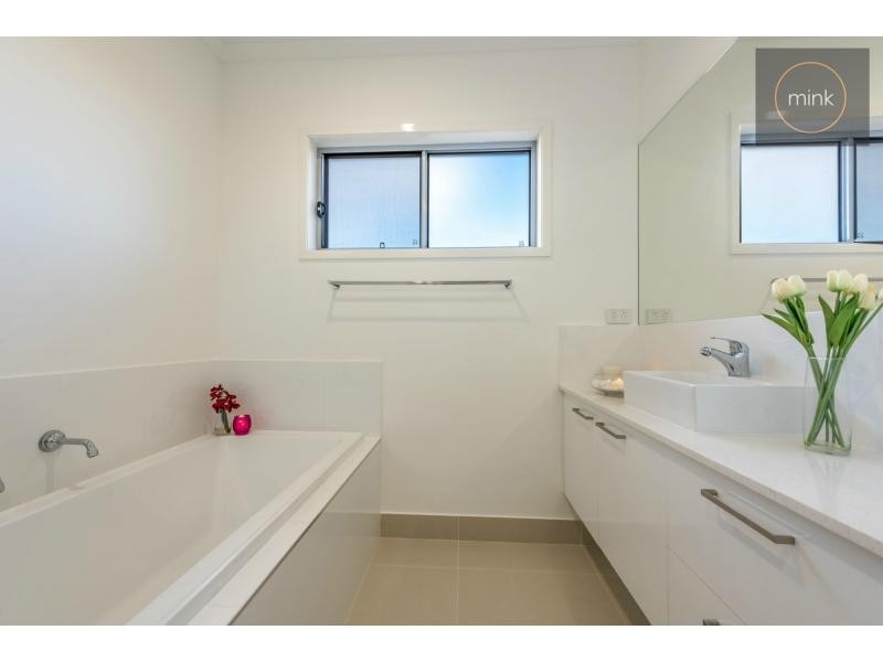 38 VERDE CIRCUIT, BELLS REACH, Caloundra West QLD 4551