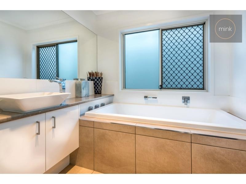 65 FOXTAIL Circuit, BRIGHTWATER, Mountain Creek QLD 4557