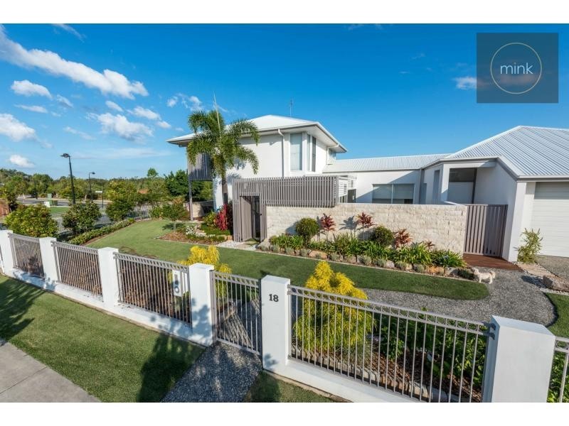 18 HELICONIA Street, BRIGHTWATER, Mountain Creek QLD 4557