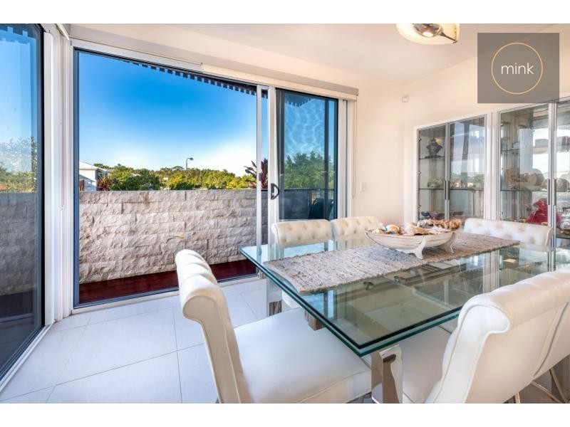 18 HELICONIA Street, BRIGHTWATER, Mountain Creek QLD 4557