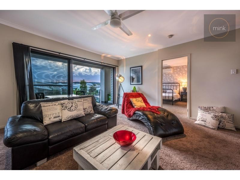 10 Blue Fin Circuit, BRIGHTWATER, Mountain Creek QLD 4557