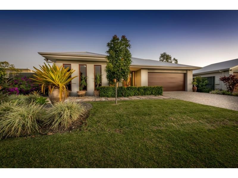 14 PONYTAIL Circuit, BRIGHTWATER, Mountain Creek QLD 4557