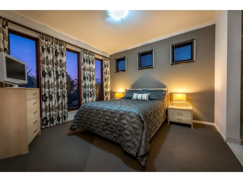 14 PONYTAIL Circuit, BRIGHTWATER, Mountain Creek QLD 4557