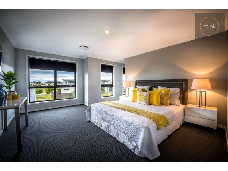 9 LAMATIA Drive, BRIGHTWATER, Mountain Creek QLD 4557