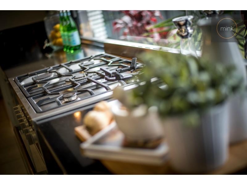 9 LAMATIA Drive, BRIGHTWATER, Mountain Creek QLD 4557