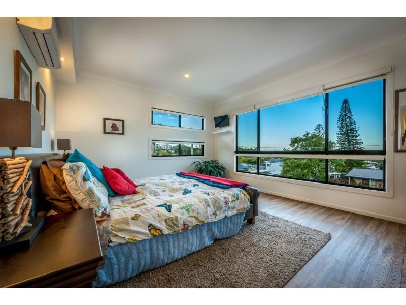 1 WARRINA Court, Mooloolaba QLD 4557