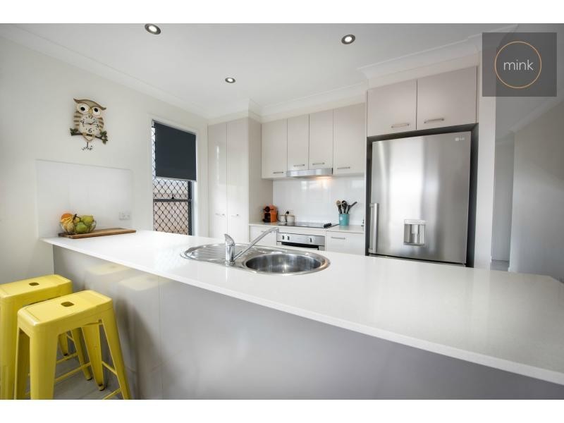 5 BARRAMUNDI Court, BRIGHTWATER, Mountain Creek QLD 4557