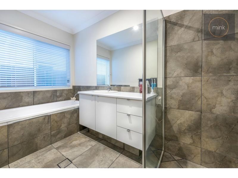 23 FOXTAIL Circuit, BRIGHTWATER, Mountain Creek QLD 4557