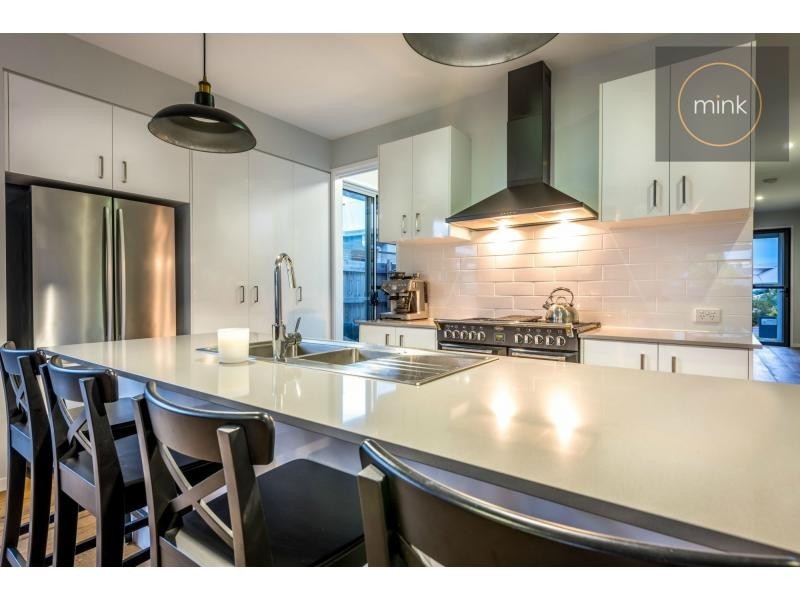 29 BRAMPTON Crescent, BRIGHTWATER, Mountain Creek QLD 4557