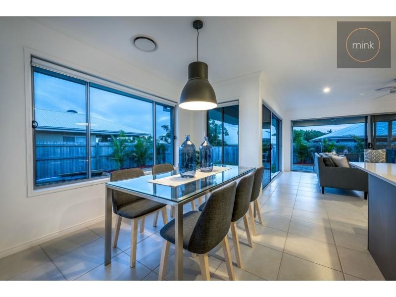 22 LARK Circuit, BRIGHTWATER, Mountain Creek QLD 4557