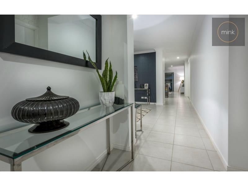22 LARK Circuit, BRIGHTWATER, Mountain Creek QLD 4557