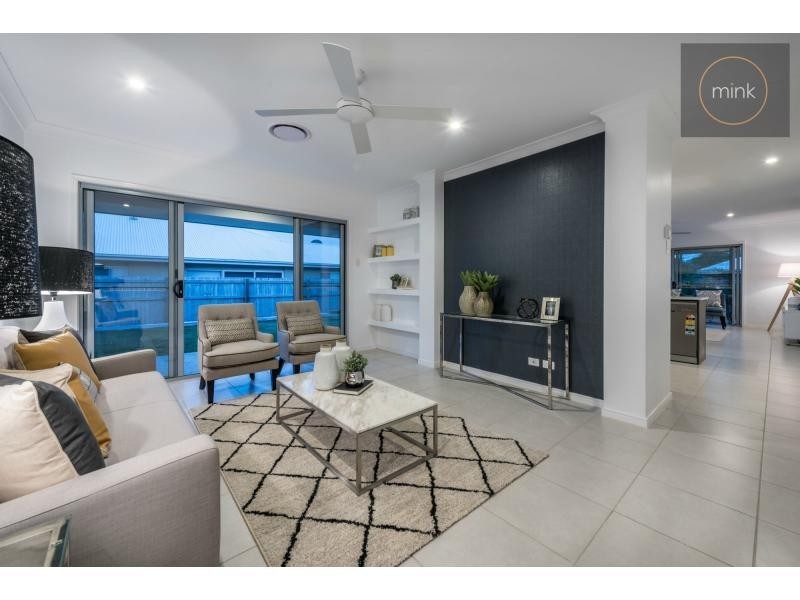 22 LARK Circuit, BRIGHTWATER, Mountain Creek QLD 4557