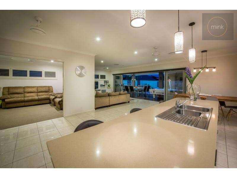 27 GALAH Place, BRIGHTWATER, Mountain Creek QLD 4557