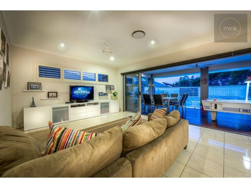 27 GALAH Place, BRIGHTWATER, Mountain Creek QLD 4557