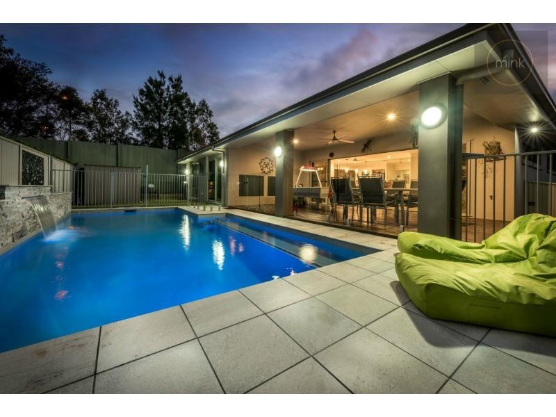 27 GALAH Place, BRIGHTWATER, Mountain Creek QLD 4557