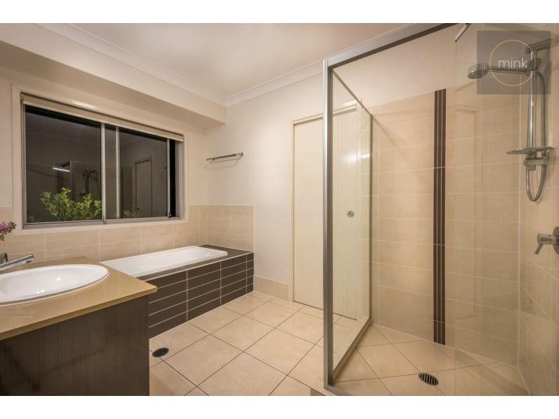 27 GALAH Place, BRIGHTWATER, Mountain Creek QLD 4557
