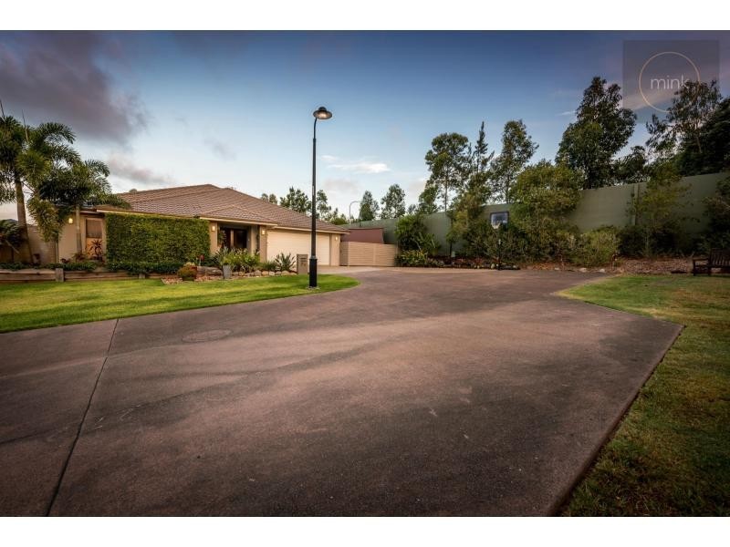 27 GALAH Place, BRIGHTWATER, Mountain Creek QLD 4557
