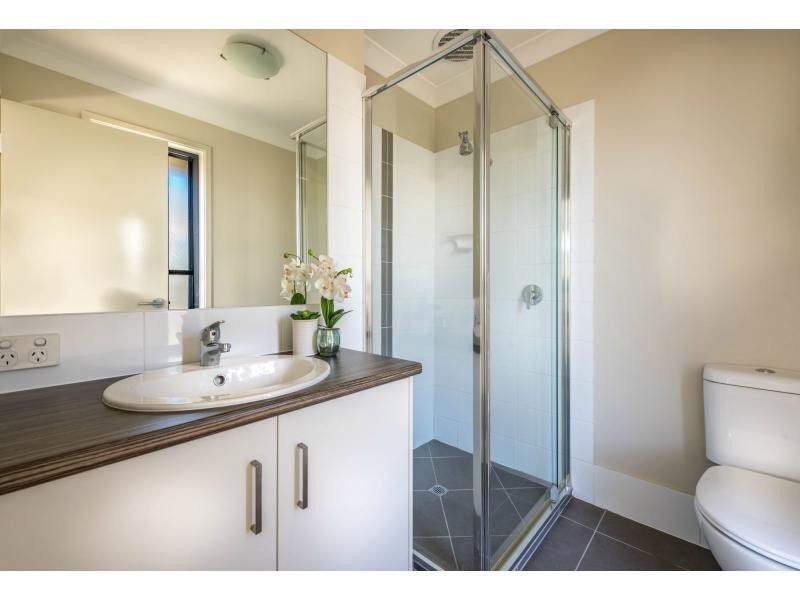 20 SAPPHIRE Street, BELLS REACH, Caloundra West QLD 4551