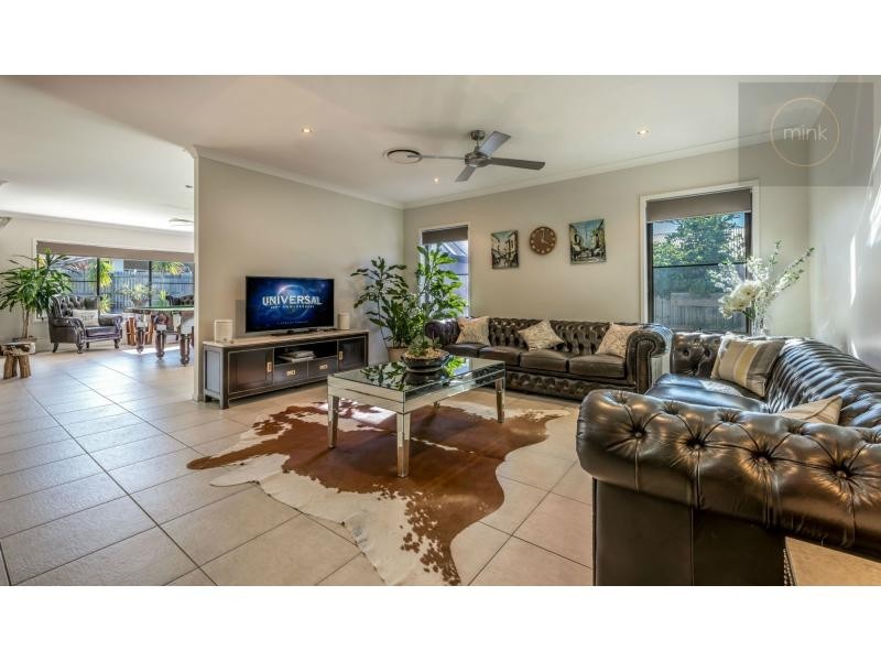 33 FROGMOUTH Circuit, BRIGHTWATER, Mountain Creek QLD 4557