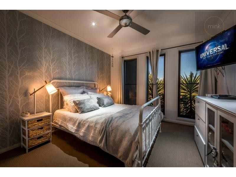 33 FROGMOUTH Circuit, BRIGHTWATER, Mountain Creek QLD 4557