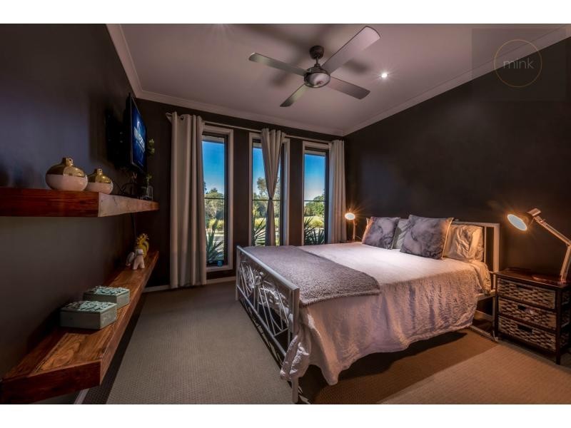 33 FROGMOUTH Circuit, BRIGHTWATER, Mountain Creek QLD 4557