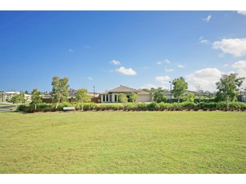 33 FROGMOUTH Circuit, BRIGHTWATER, Mountain Creek QLD 4557