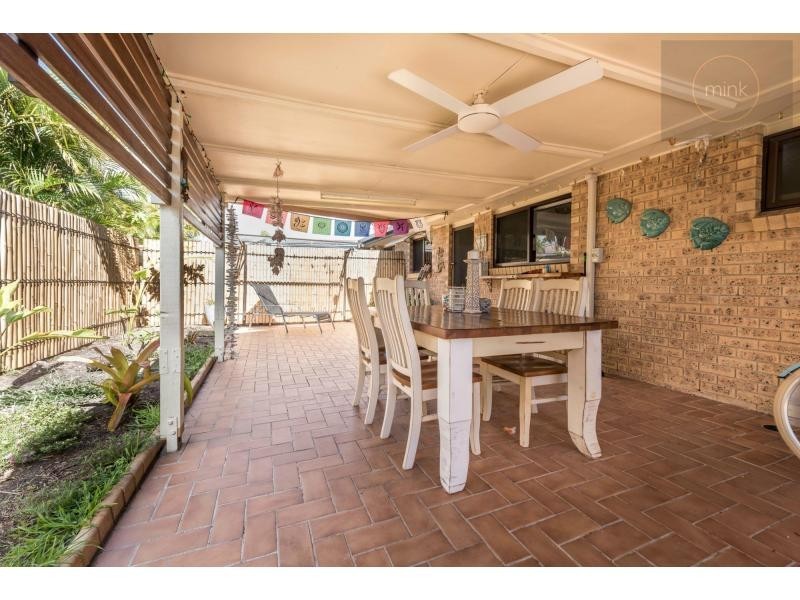 184/2 MELODY Court, Warana QLD 4575