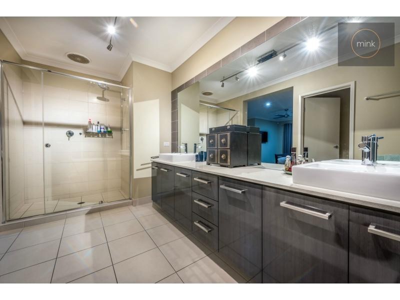 7 Parrot Place, BRIGHTWATER, Mountain Creek QLD 4557