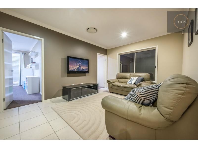 7 Parrot Place, BRIGHTWATER, Mountain Creek QLD 4557