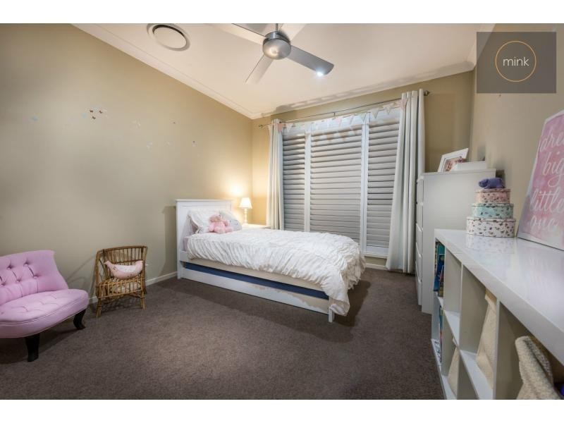 7 Parrot Place, BRIGHTWATER, Mountain Creek QLD 4557