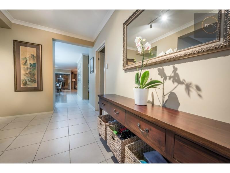 7 Parrot Place, BRIGHTWATER, Mountain Creek QLD 4557