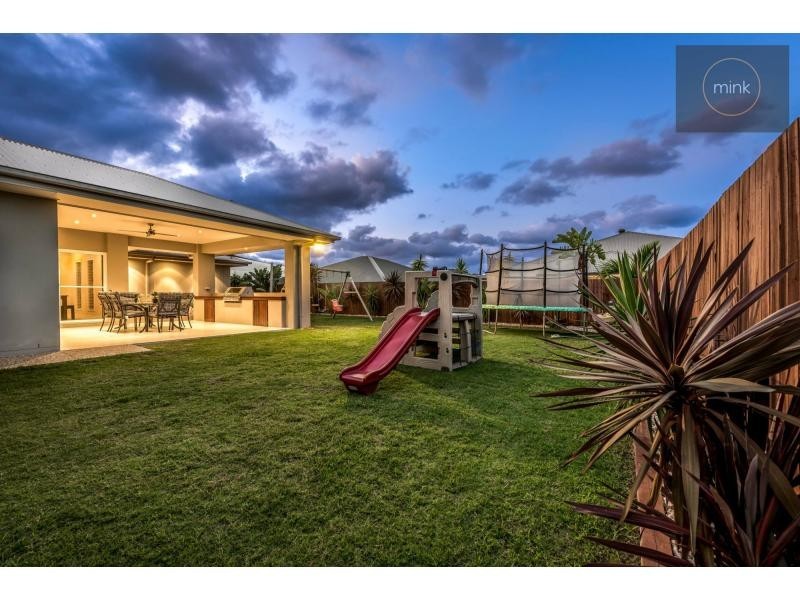 5 Myrtus Street, BRIGHTWATER, Mountain Creek QLD 4557