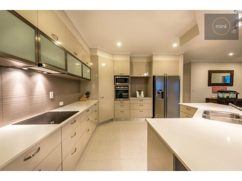 5 Myrtus Street, BRIGHTWATER, Mountain Creek QLD 4557