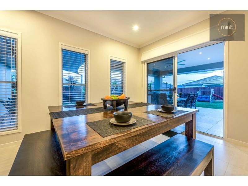 5 Myrtus Street, BRIGHTWATER, Mountain Creek QLD 4557