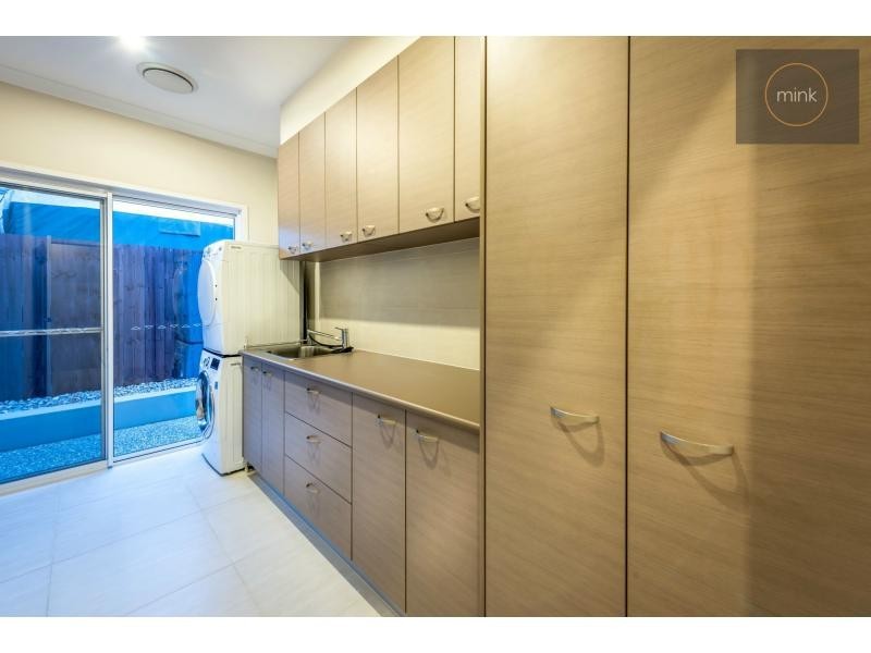 5 Myrtus Street, BRIGHTWATER, Mountain Creek QLD 4557
